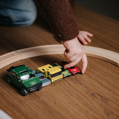 Scratch-resistant